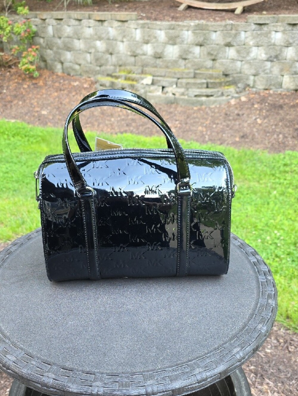 Michael Kors Medium Duffle Satchel 2 Way NWT - Picture 3 of 7